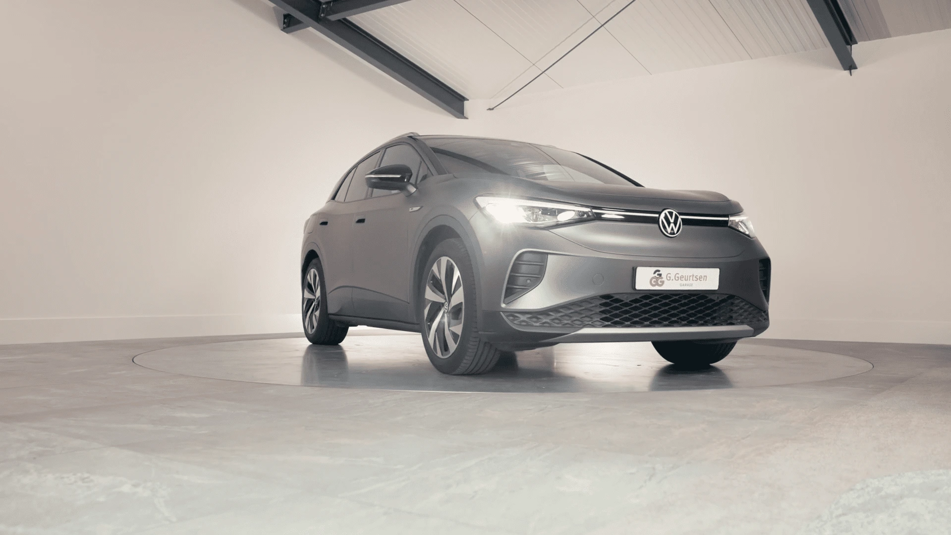 Hoe werkt een draaiplateau voor automotive fotografie?